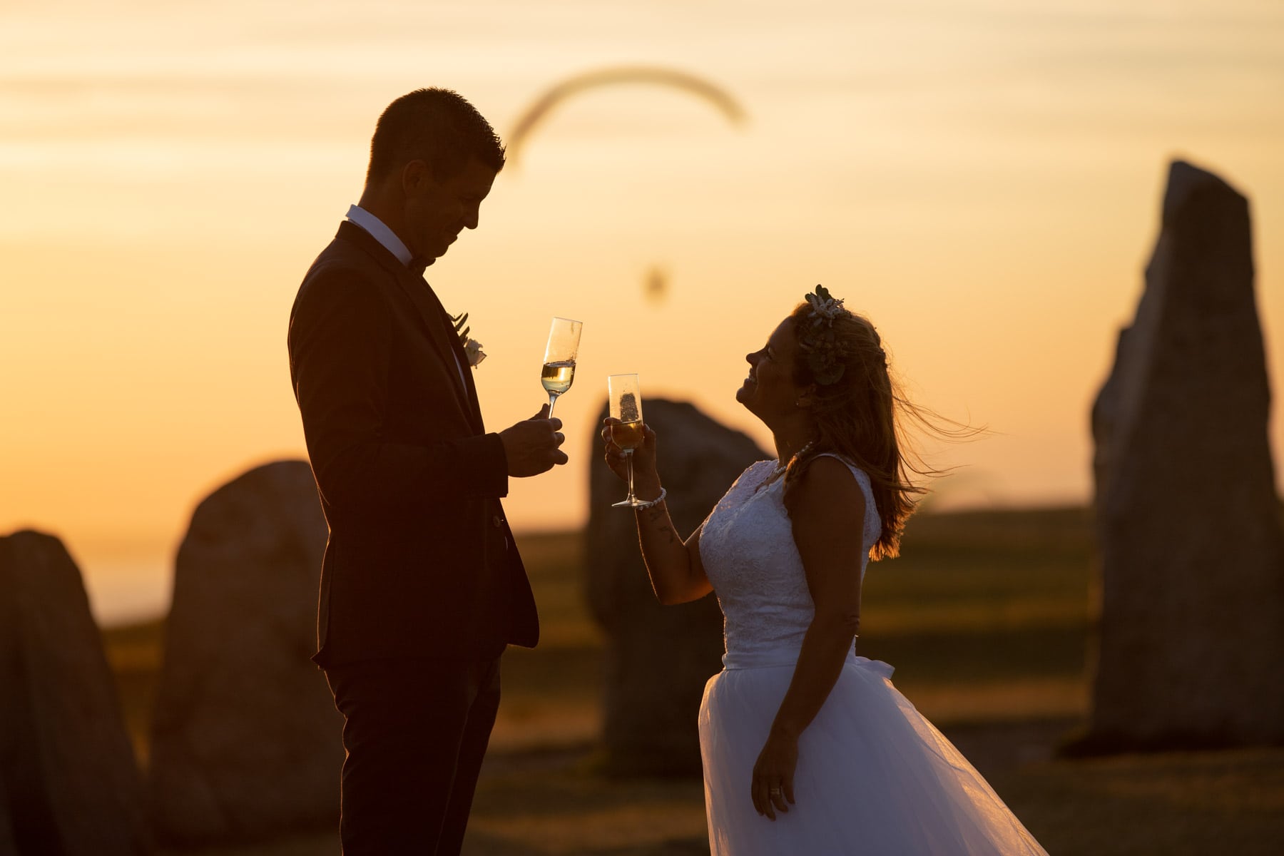 paragliding-stone-Henge-elopement-wedding
